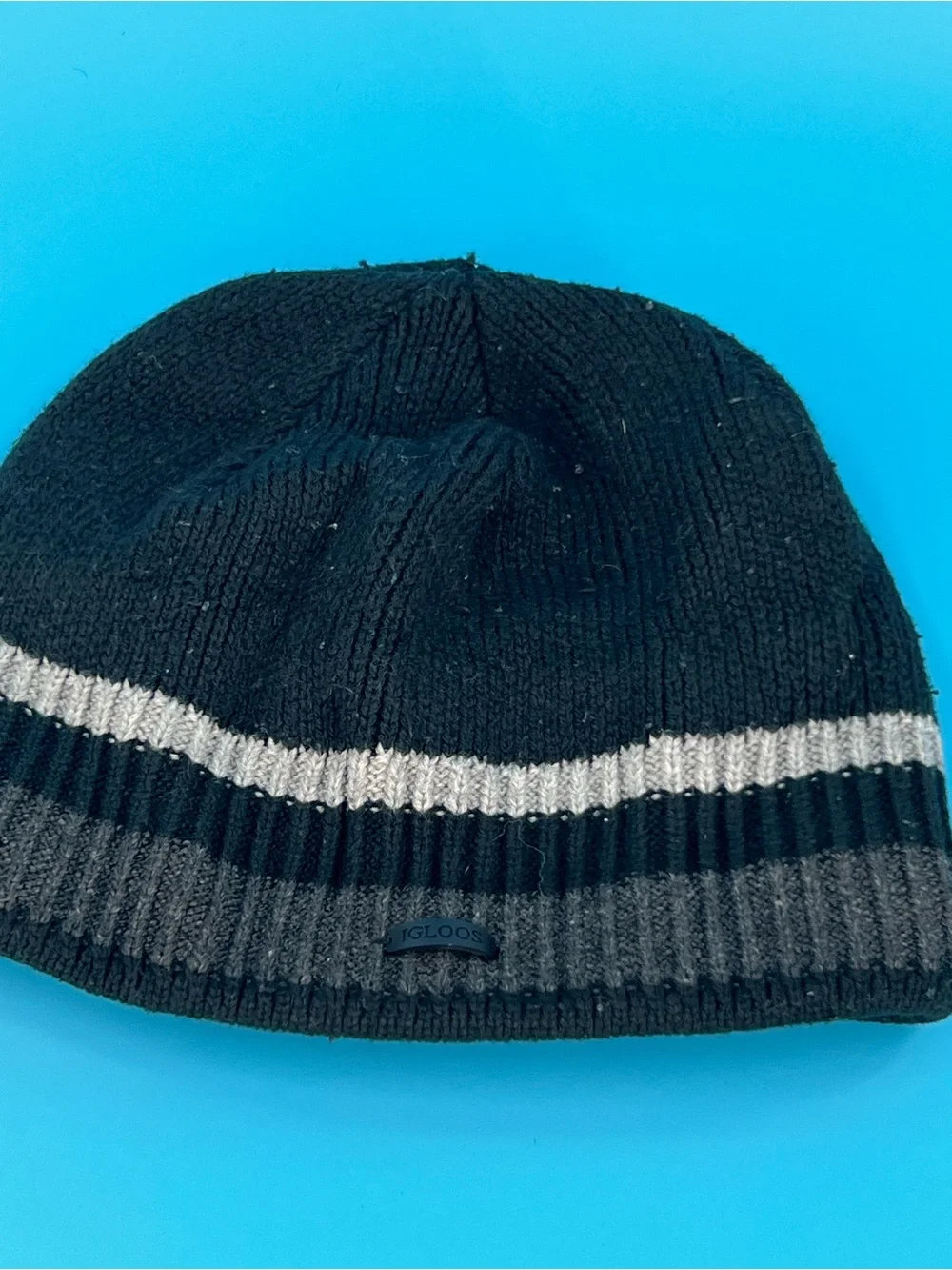 ❄️Igloos Kids Charcoal Ribbed Beanie with Gray Stripe
